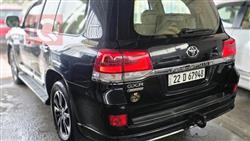 تويوتا لاندكروزر